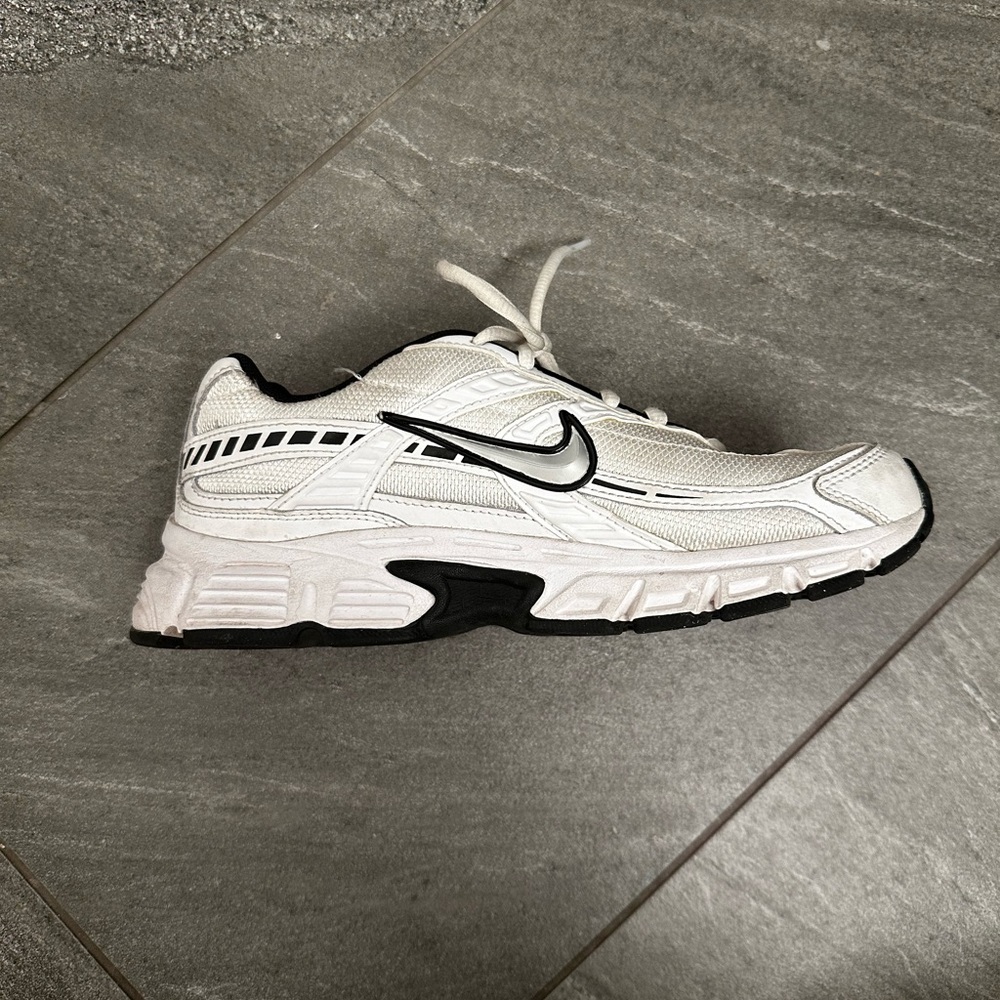 Nike Athletic / Leisure Sneakers